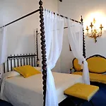 San De Hotel Escalante