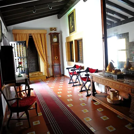 San De Hotel