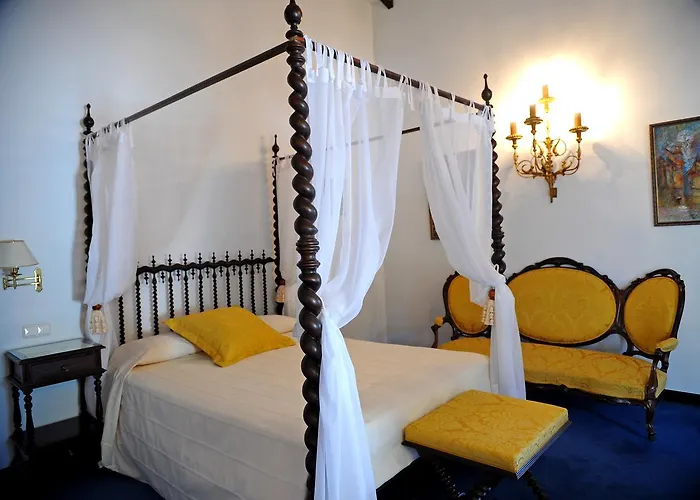 San De Hotel Escalante