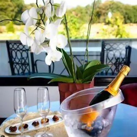 San De فندق إسكالانتي