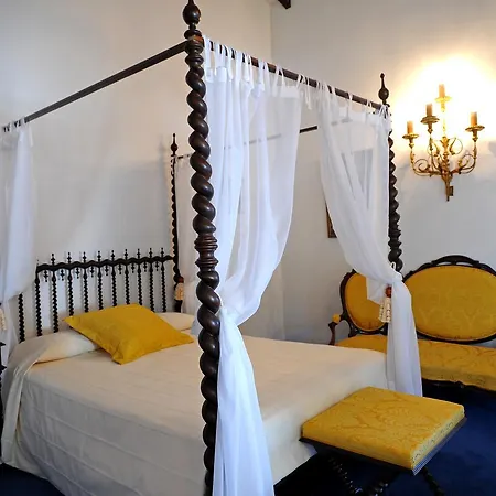 San De فندق إسكالانتي