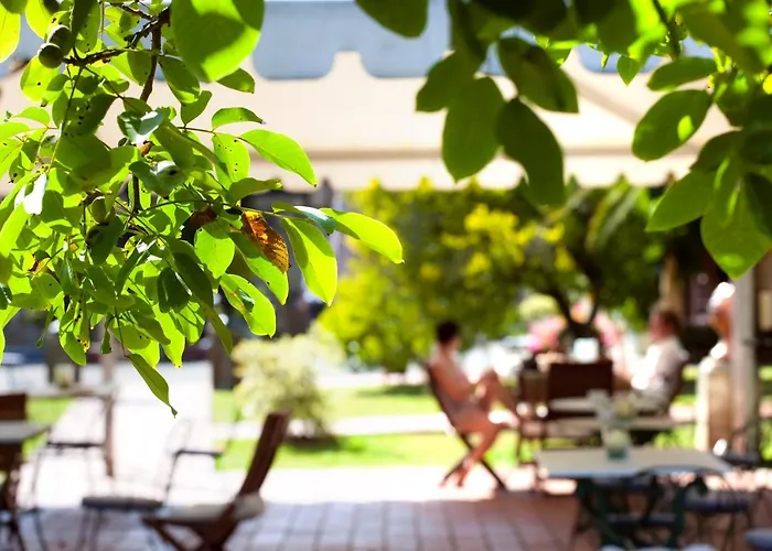 San De Hotel Escalante